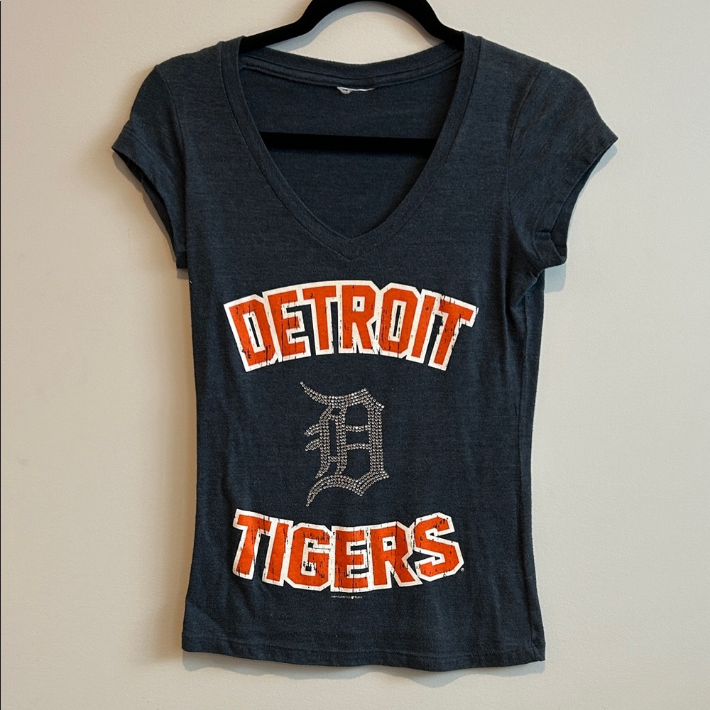 Detroit Tigers V-Neck T-Shirt